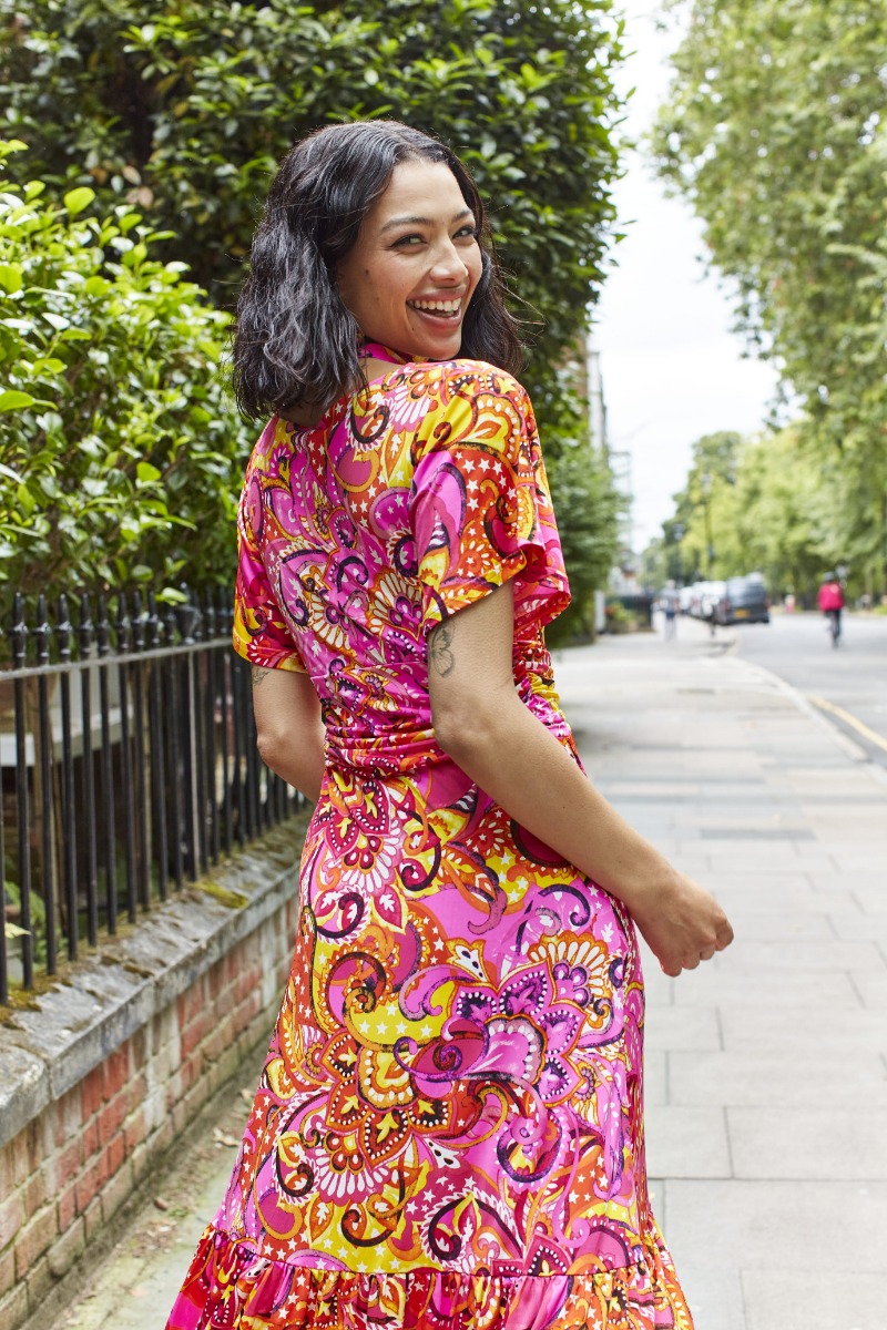 Maxi dress paisley print deals