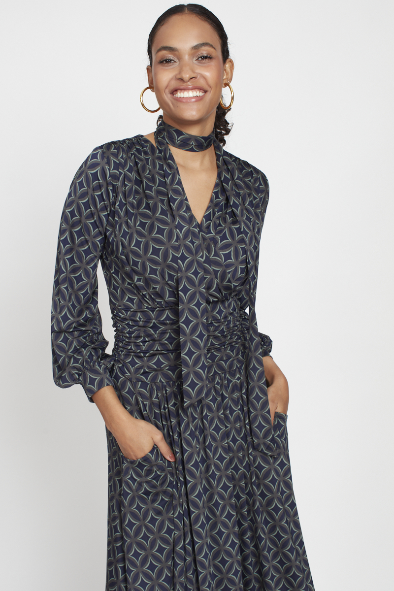 SHARON MIDI DRESS GEO GREEN PRINT
